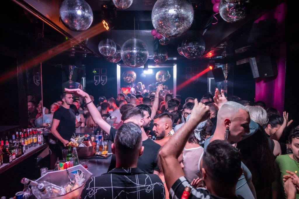 Queer Θεσσαλονίκη: 10 λόγοι να την αγαπήσεις 8 EnolaBar